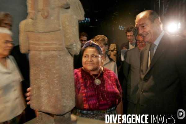 Jacques Chirac inaugure le Musée du Quai Branly