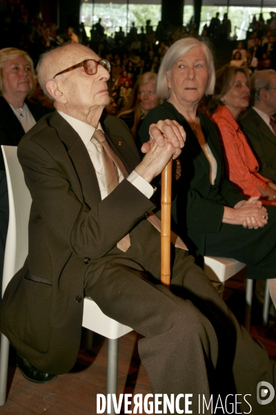 Jacques Chirac inaugure le Musée du Quai Branly