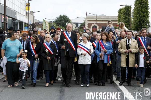 Marche organisée par la municipalité de Mantes-la-Jolie en hommage aux deux policiers Jean-Baptiste SALVAING et Jessica SCHNEIDER assassinés à leur domicile par Larossi ABALLA.