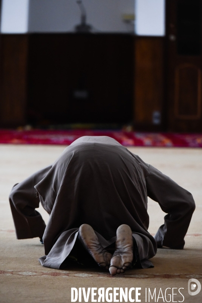 Grande mosquée de Mantes-la-Jolie dans le quartier du Val-Fourré