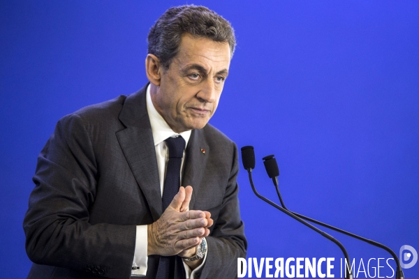 Nicolas SARKOZY, président du parti Les Républicains clôt une matinée de travail sur les institutions.