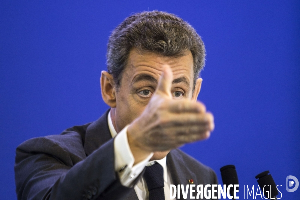 Nicolas SARKOZY, président du parti Les Républicains clôt une matinée de travail sur les institutions.