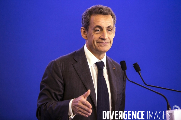 Nicolas SARKOZY, président du parti Les Républicains clôt une matinée de travail sur les institutions.