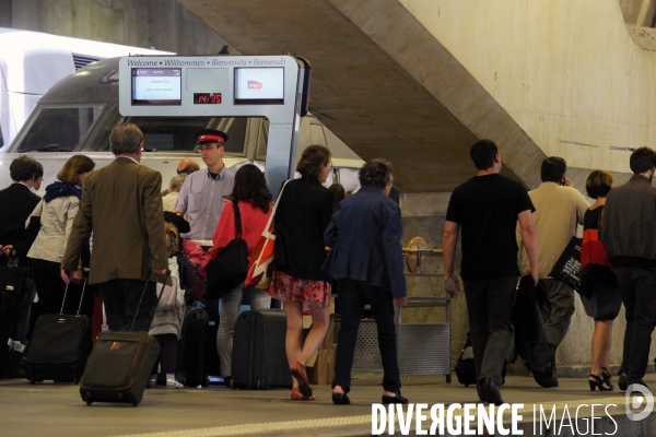 Grands departs dans les gares parisiennes