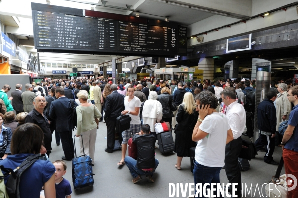 Grands departs dans les gares parisiennes