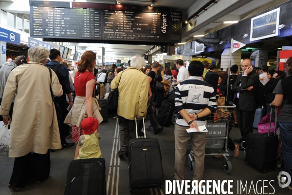 Grands departs dans les gares parisiennes