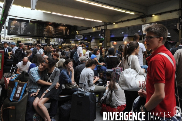 Grands departs dans les gares parisiennes