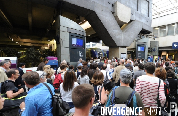 Grands departs dans les gares parisiennes
