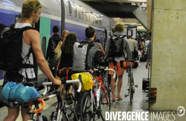 Grands departs dans les gares parisiennes