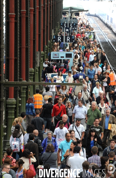 Grands departs dans les gares parisiennes