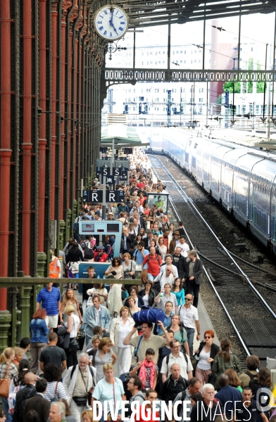 Grands departs dans les gares parisiennes