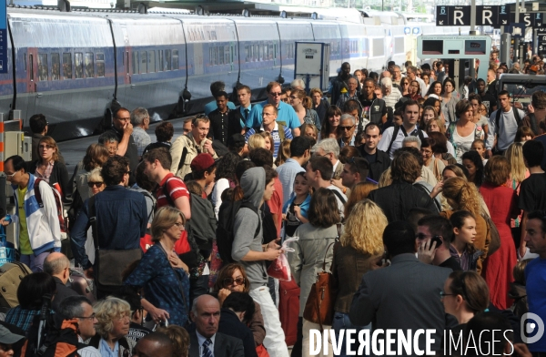 Grands departs dans les gares parisiennes