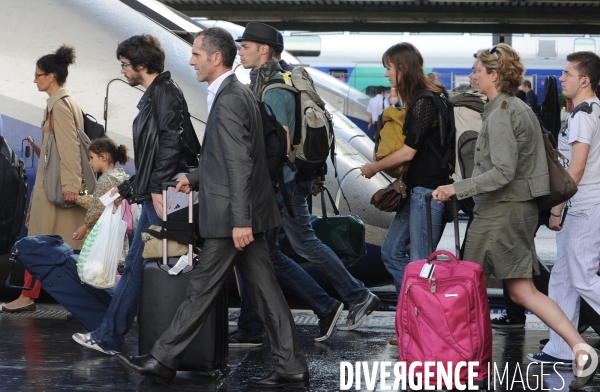 Grands departs dans les gares parisiennes