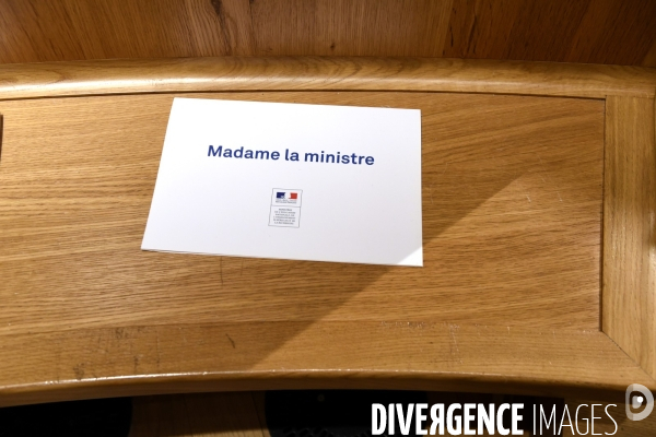 Réagir face à la théorie du complot. Journée d étude à l invitation du ministère de l Éducation nationale.