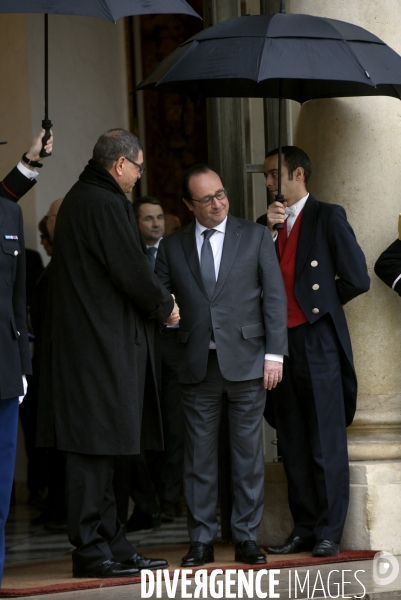 François Hollande reçoit Habib Essid, Premier ministre tunisien