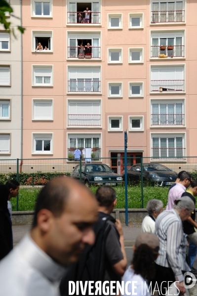 Marche à l appel des mosquées à la mémoire des deux policiers tués dans l attentat de Magnanville