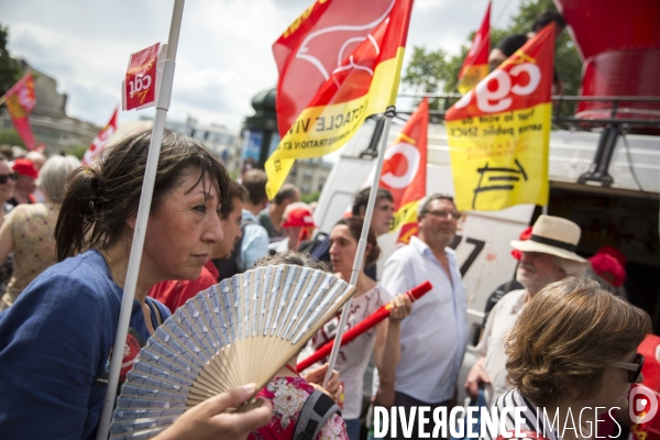 Manifestation contre la loi Travail autour du Bassin de l Arsenal