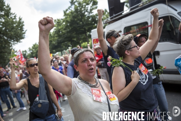 Manifestation contre la loi Travail autour du Bassin de l Arsenal