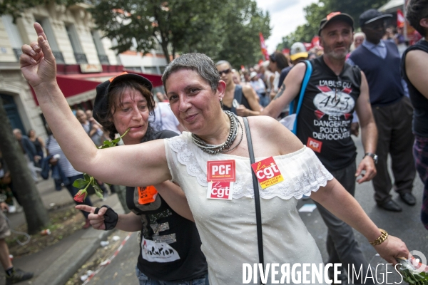 Manifestation contre la loi Travail autour du Bassin de l Arsenal