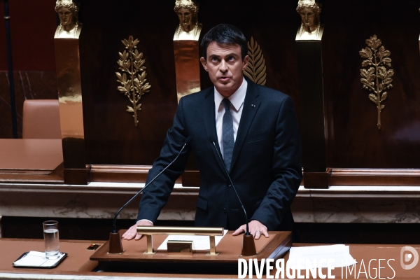 Manuel Valls a recours à l article 49-3 pour faire adopter la loi travail de Myriam El Khomri