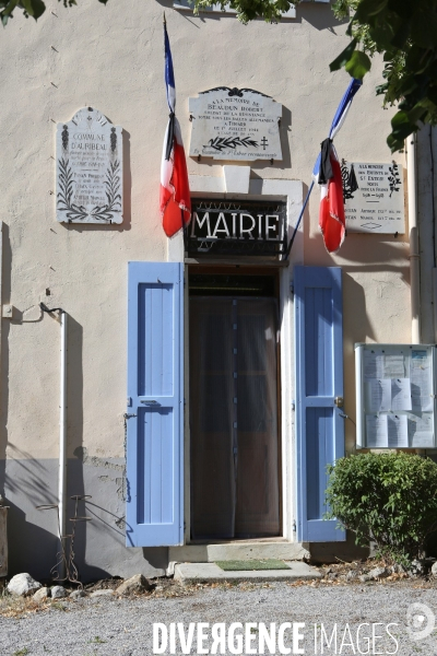 Drapeaux en berne