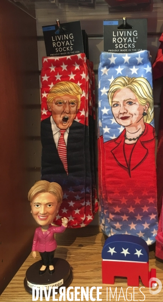 Donald trump et hillary clinton en effigies