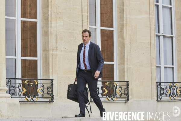 Elysée , conseil de defense et allocution de François Hollande