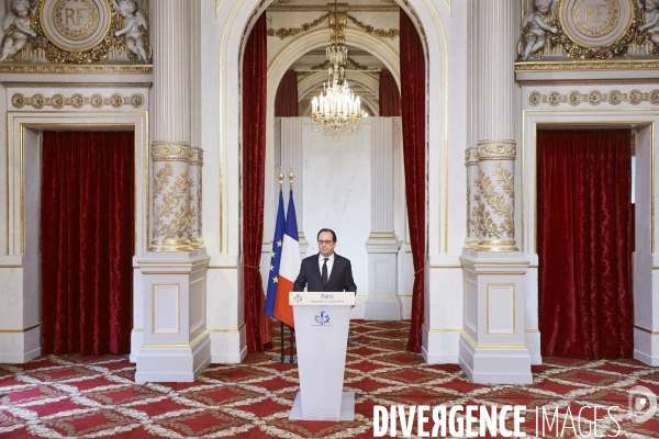 Elysée , conseil de defense et allocution de François Hollande