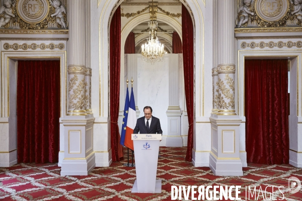 Elysée , conseil de defense et allocution de François Hollande