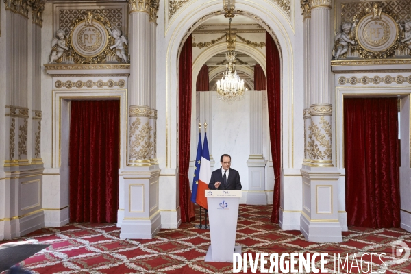 Elysée , conseil de defense et allocution de François Hollande