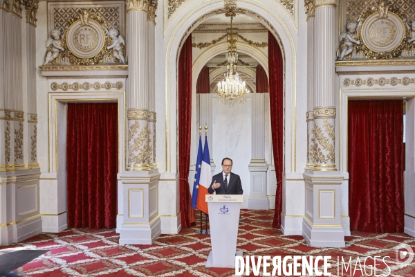 Elysée , conseil de defense et allocution de François Hollande