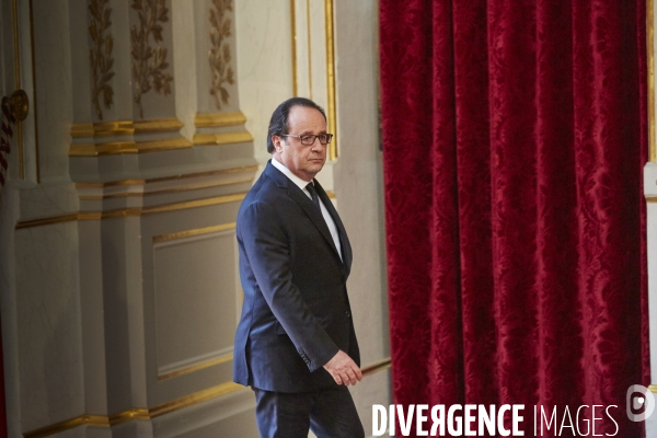 Elysée , conseil de defense et allocution de François Hollande