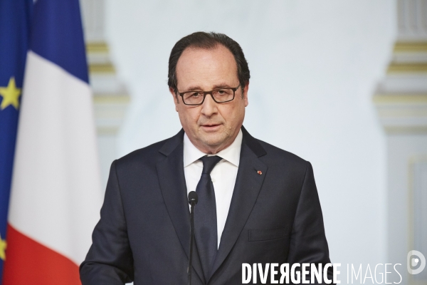 Elysée , conseil de defense et allocution de François Hollande