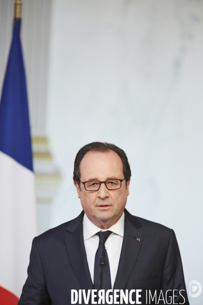 Elysée , conseil de defense et allocution de François Hollande