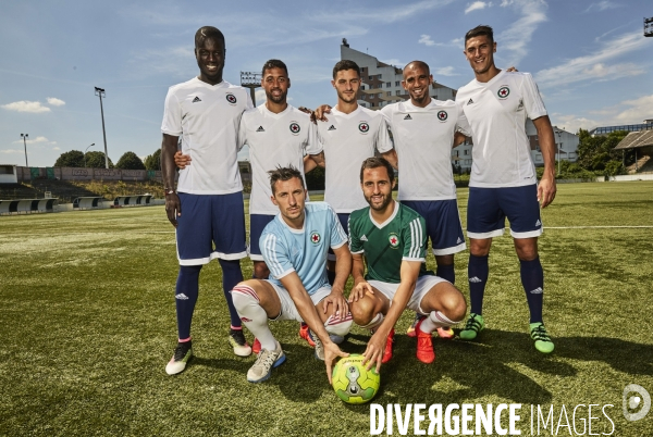 RED STAR tenue officielle 2016-2017