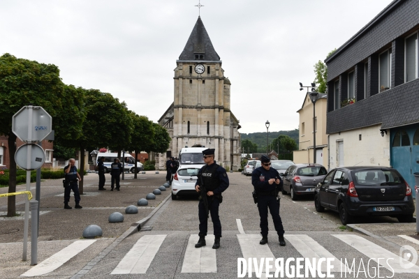 Assassinat du prêtre Jacques Hamel, revendiqué par DAECH