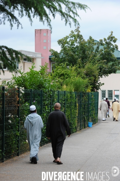 Assassinat du prêtre Jacques Hamel, revendiqué par DAECH