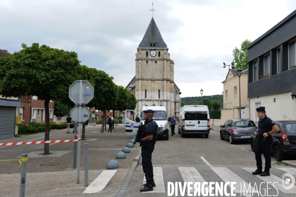 Assassinat du prêtre Jacques Hamel, revendiqué par DAECH