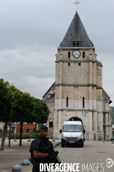 Assassinat du prêtre Jacques Hamel, revendiqué par DAECH