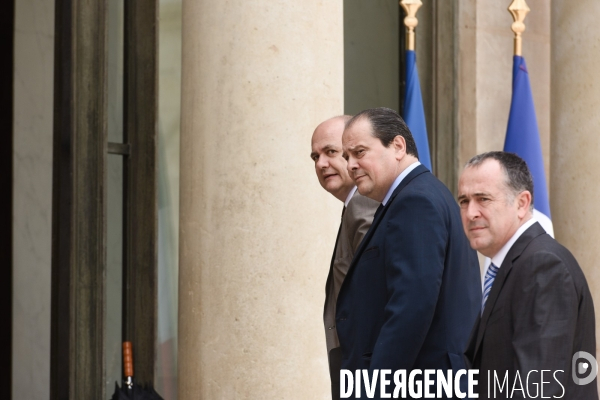 François Hollande reçoit les chefs de partis politiques après le Brexit