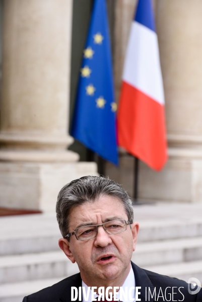 François Hollande reçoit les chefs de partis politiques après le Brexit