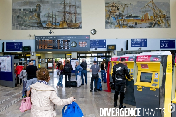 Bretagne.La gare de Brest