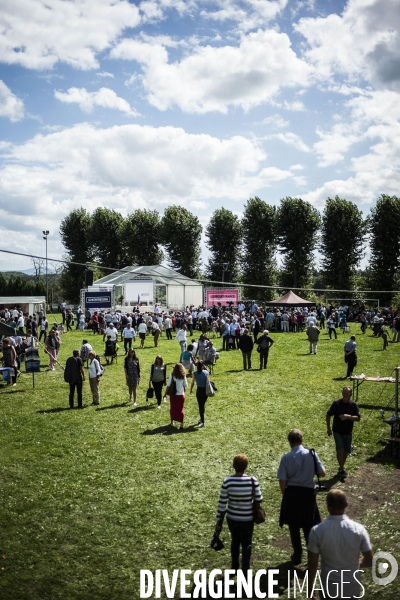 Fête de la rose de Frangy-en-Bresse.