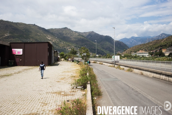 Vintimille, un petit Calais à la frontière franco-italienne