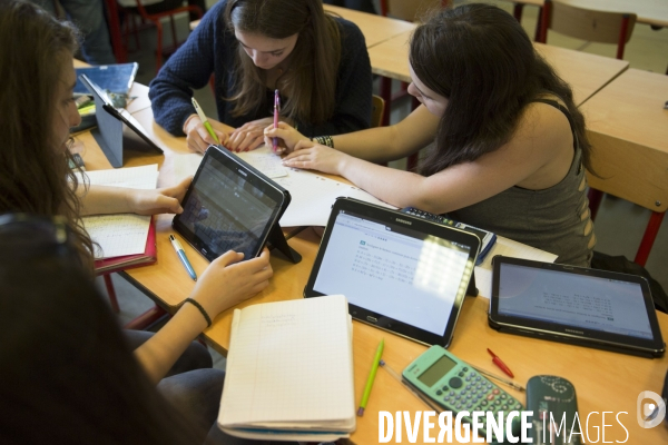 Illustration dans des lycées et collèges d Île de France