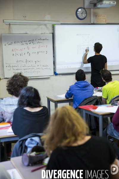 Illustration dans des lycées et collèges d Île de France