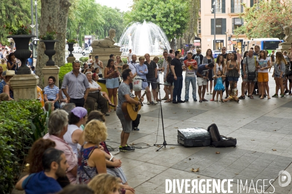 Illustration Aout2016.Chanteur de rue sur la rambla de Palma de Majorque