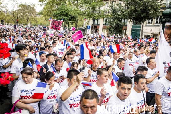 Manifestation de la communaute chinoise contre la violence et le racisme anti-asiatique