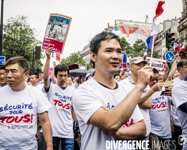 Manifestation de la communaute chinoise contre la violence et le racisme anti-asiatique