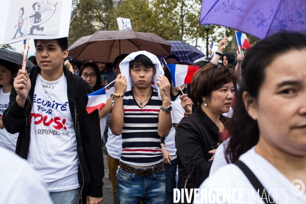 Manifestation  Sécurité pour tous   organisée par 60 associations des chinois de France, place de la République.